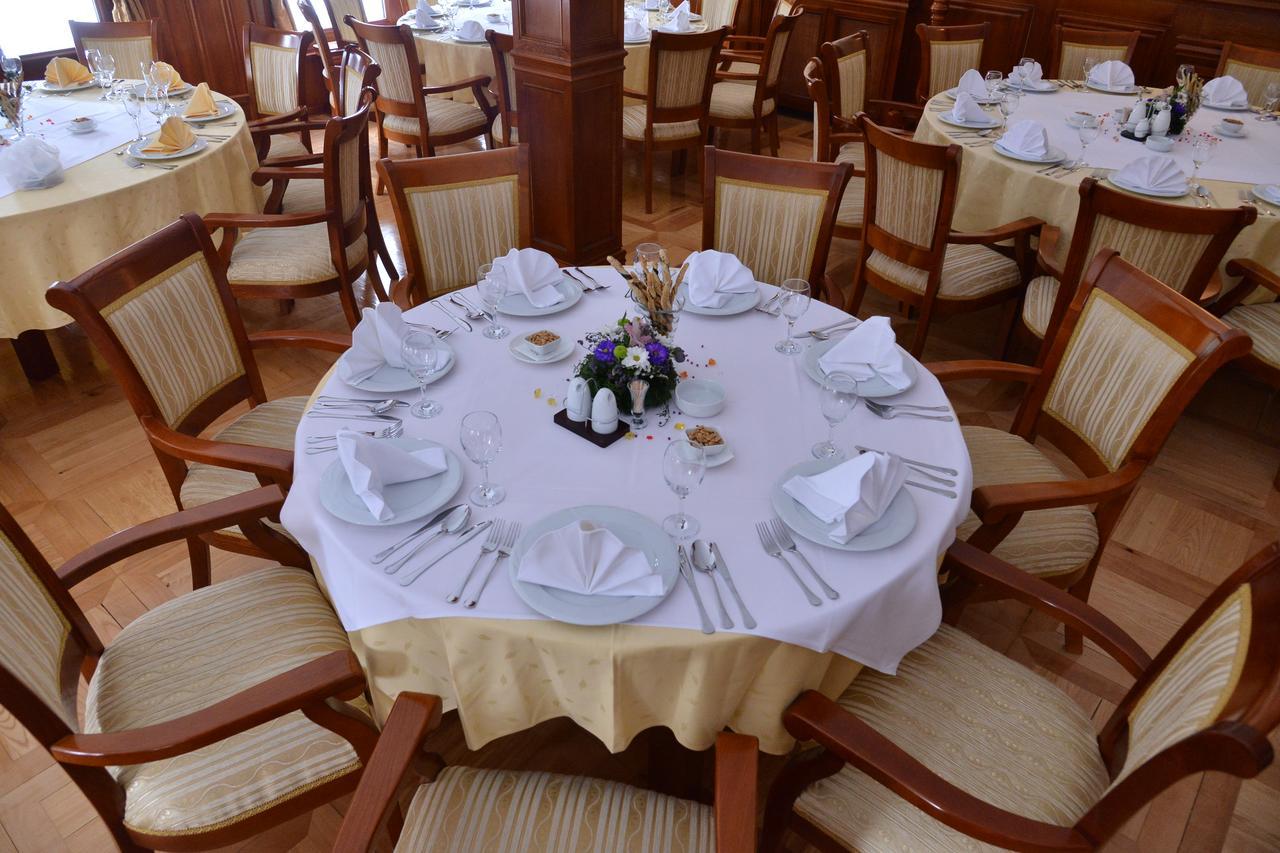 Hotel Zlatarski Zlatnik Nova Varoš Zewnętrze zdjęcie