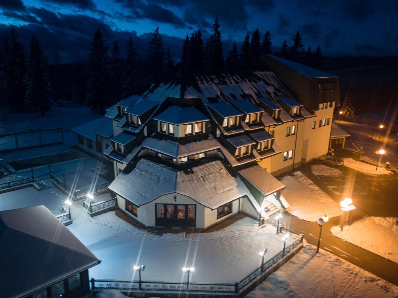Hotel Zlatarski Zlatnik Nova Varoš Zewnętrze zdjęcie